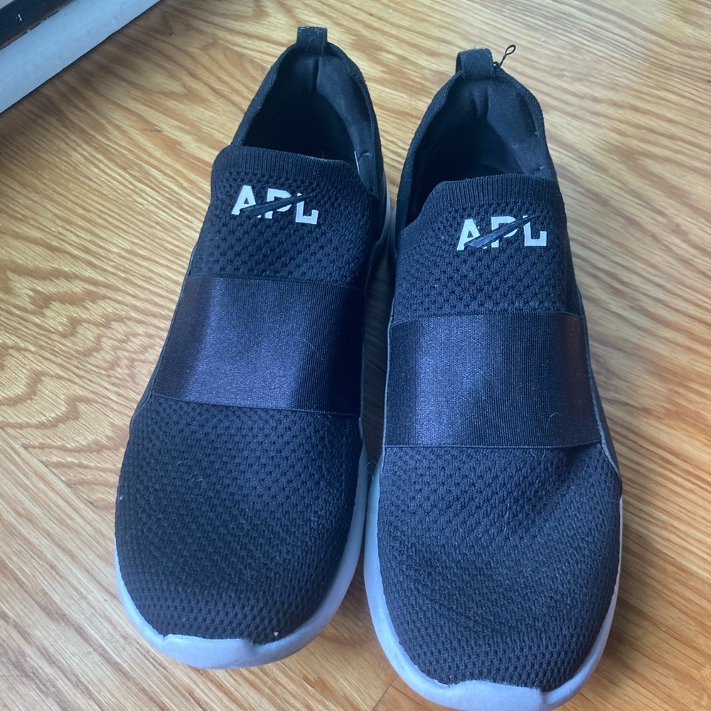 Last day! Women's TechLoom Bliss, black & white, GUC